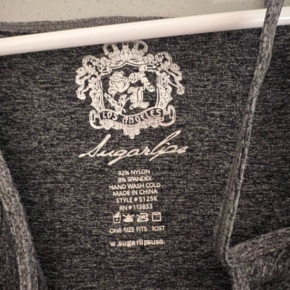 Sugar lips Tank Top - Picture 3 of 3